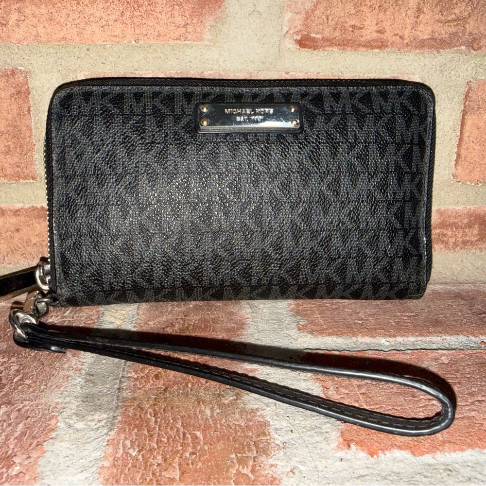 Michael Kors Black Logo Zip-Around Wristlet